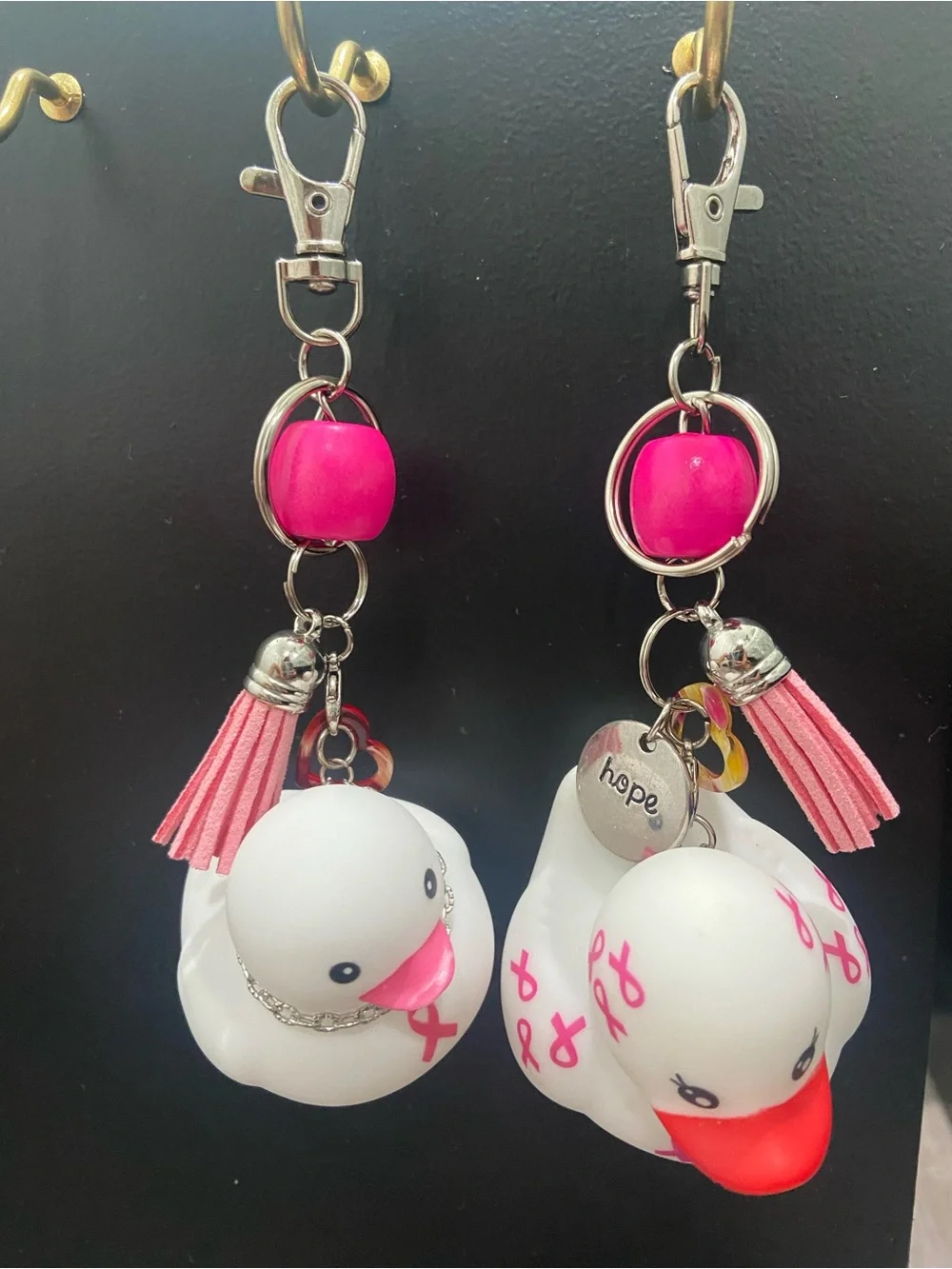 Set of 2 Breast Cancer Awareness duck bag clips/keychain-Handmade-New